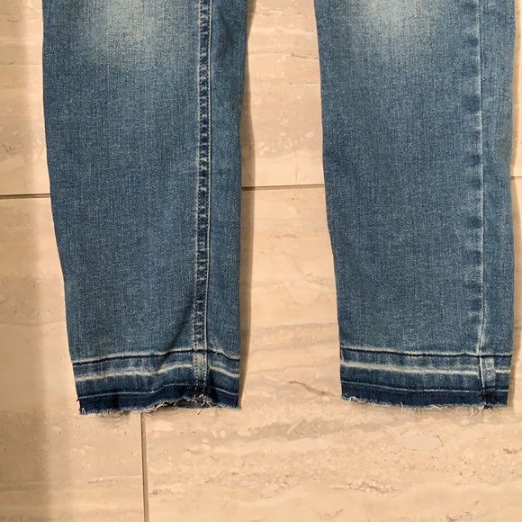 Modern American Cali Cropped Denim - Picture 3 of 7